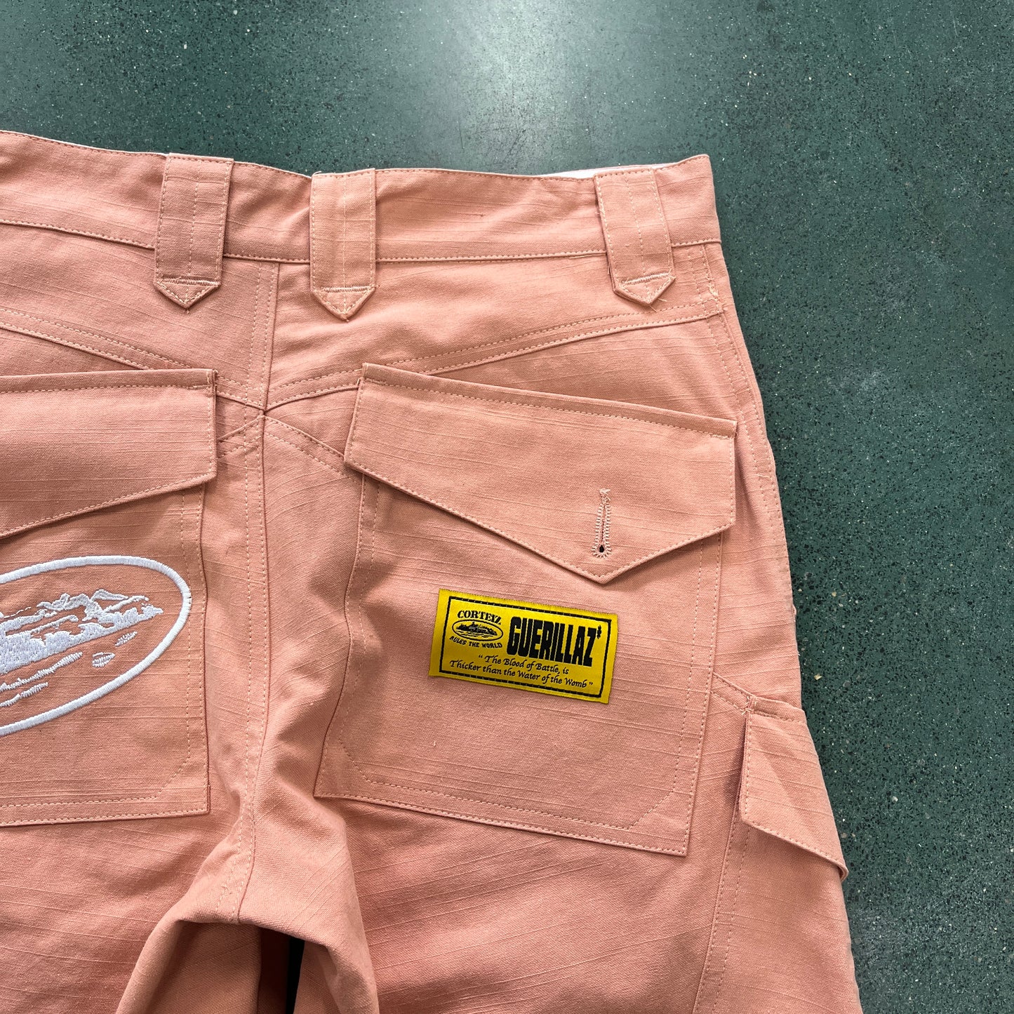 Corteiz Storm Cargos Salmon Pink