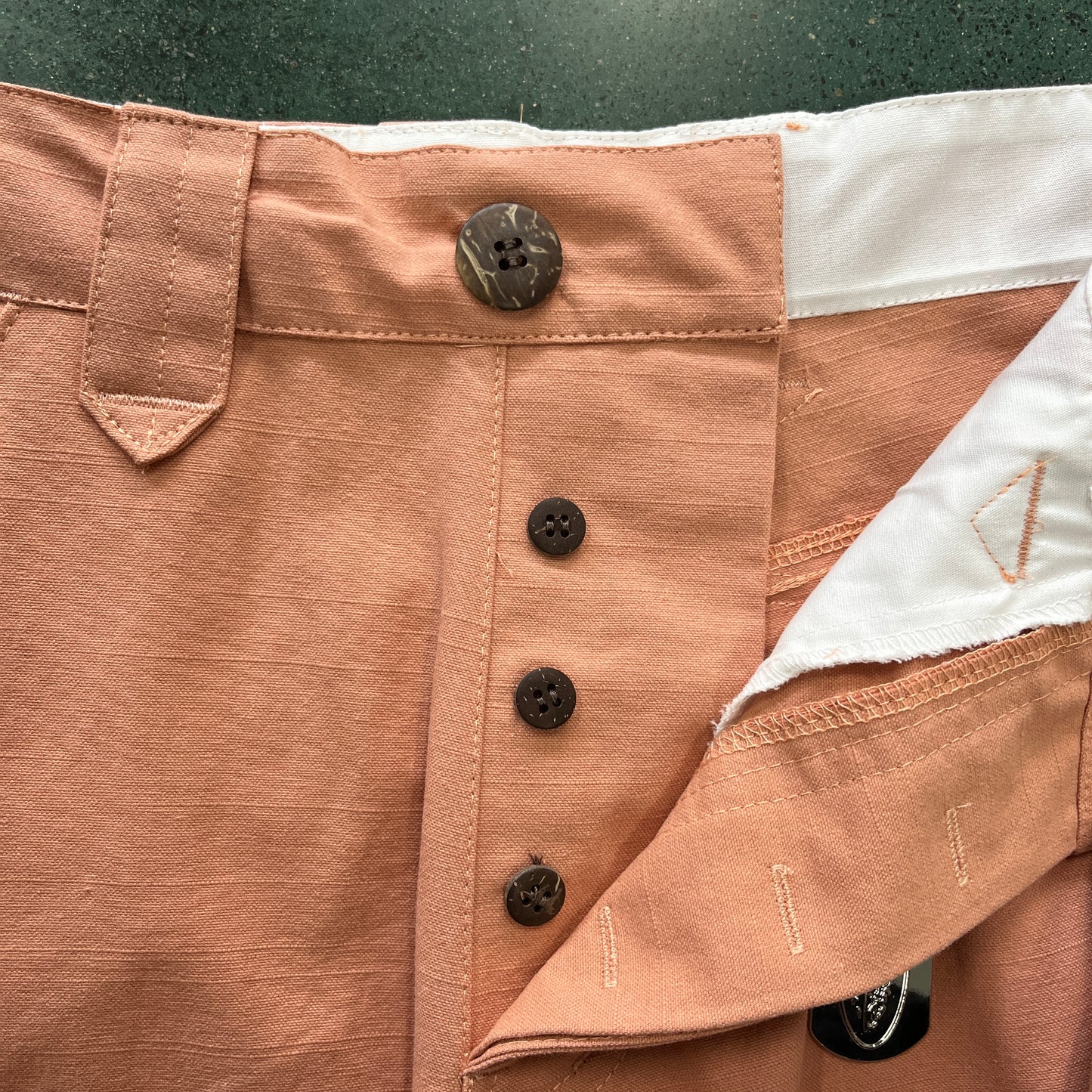 Corteiz Storm Cargos Salmon Pink