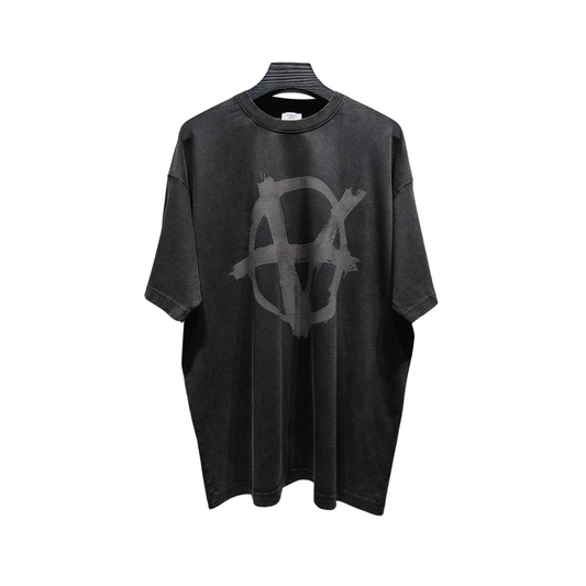 VETEMENTS BLACK T-SHIRT WITH BLACK ANARCHY LOGO PRINT