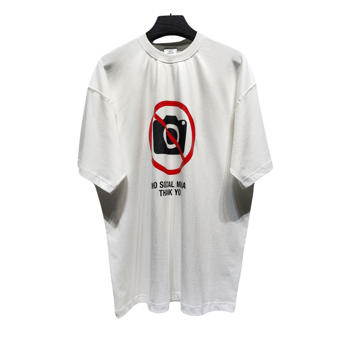 VETEMENTS White 'No Social Media' T-Shirt