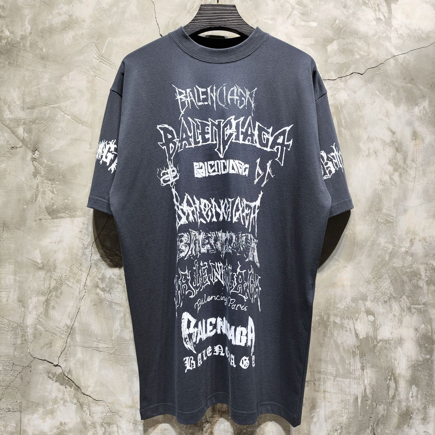 BALENCIAGA DIY METAL T-SHIRT LARGE FIT IN BLACK