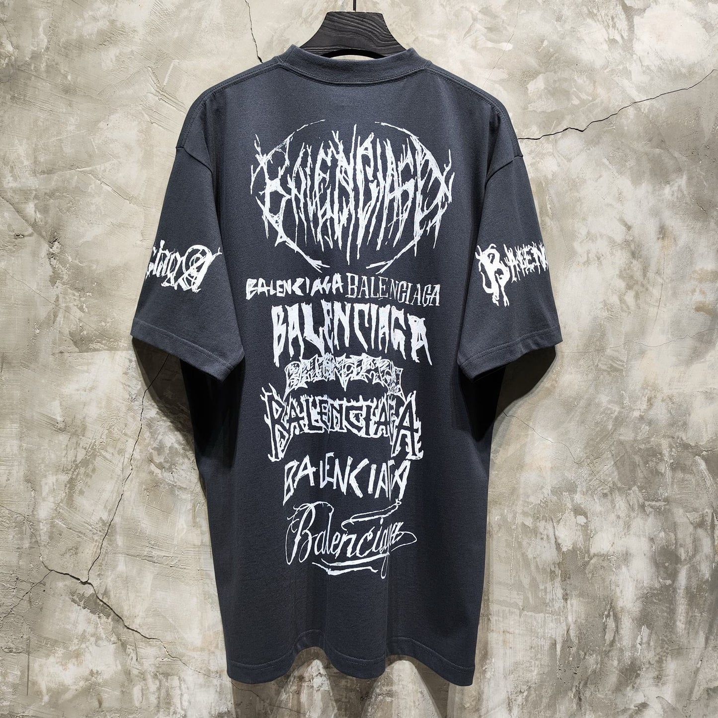 BALENCIAGA DIY METAL T-SHIRT LARGE FIT IN BLACK