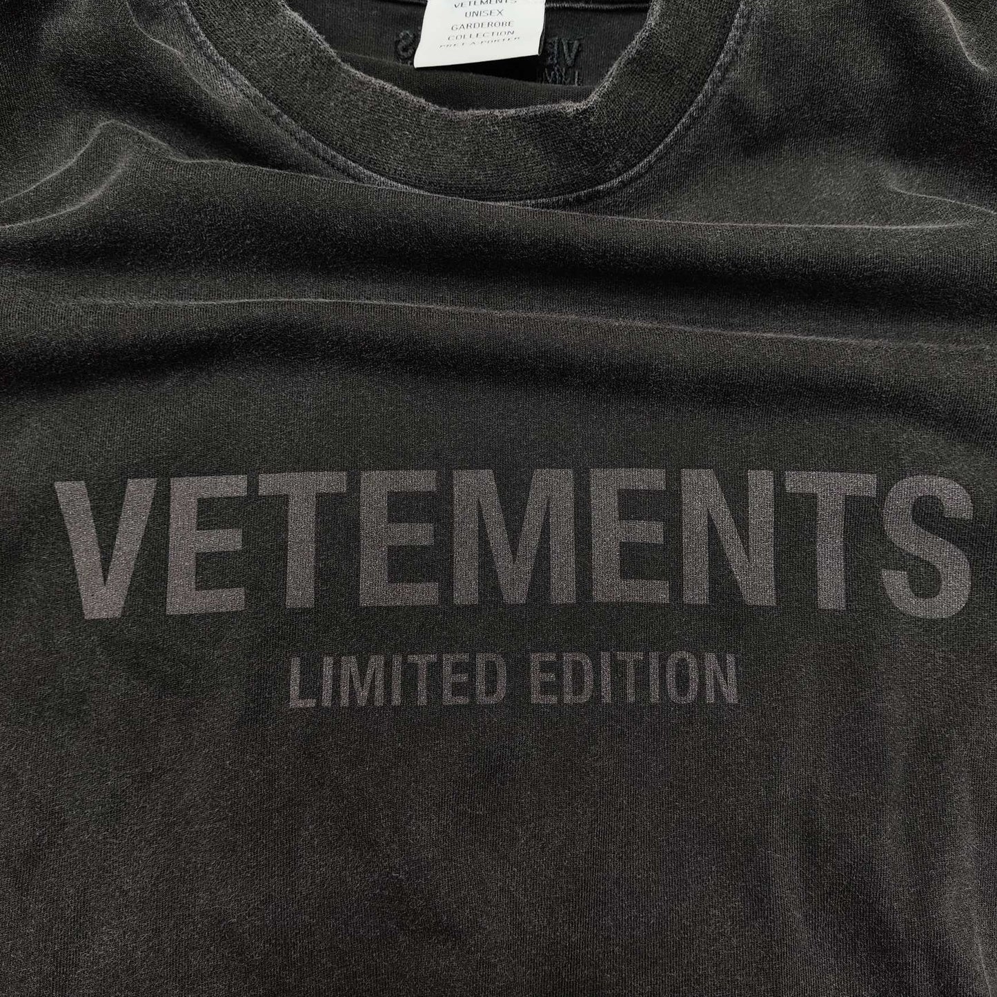 VETEMENTS Black 'Limited Edition' T-Shirt