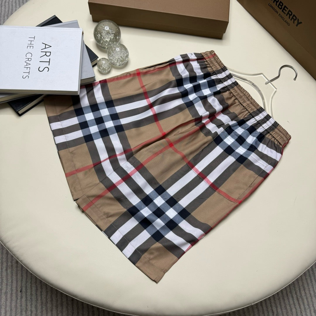 BURBERRY Beige Check Short