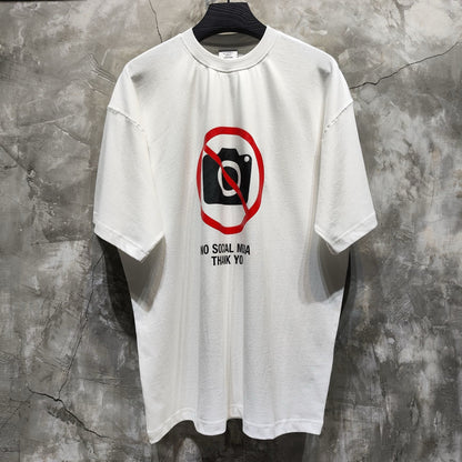 VETEMENTS White 'No Social Media' T-Shirt