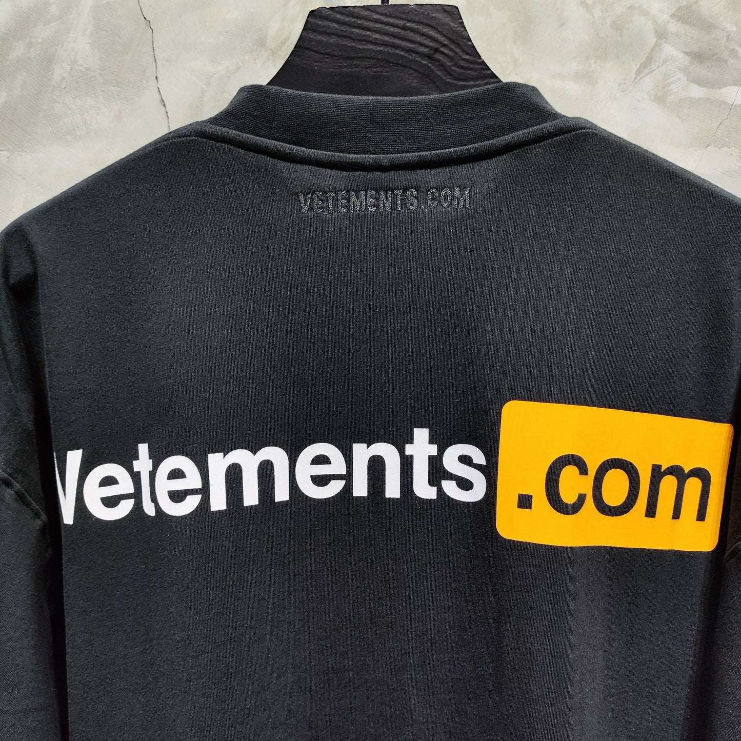 VETEMENTS Black XXX Logo T-Shirt